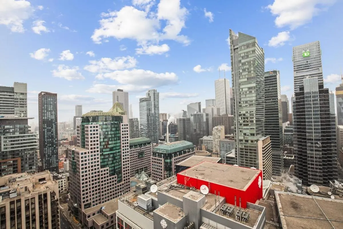 2 Bed 2 Bath Cn-Tower And Lakeviews- Parking Toronto Canada