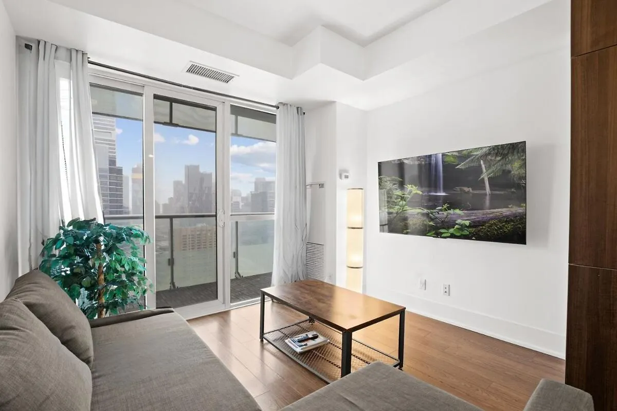 2 Bed 2 Bath Cn-Tower And Lakeviews- Parking Toronto Canada
